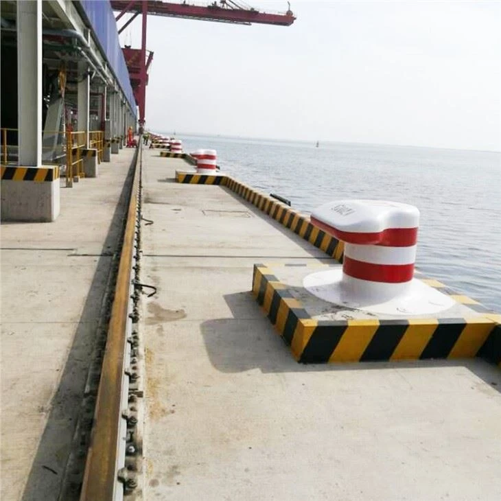 T head shipping bollard